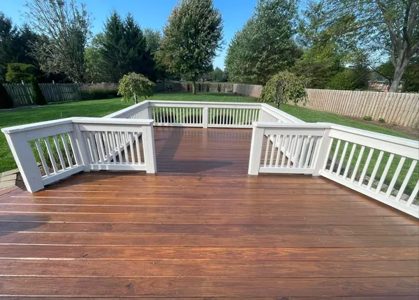 Fence after staining close-up